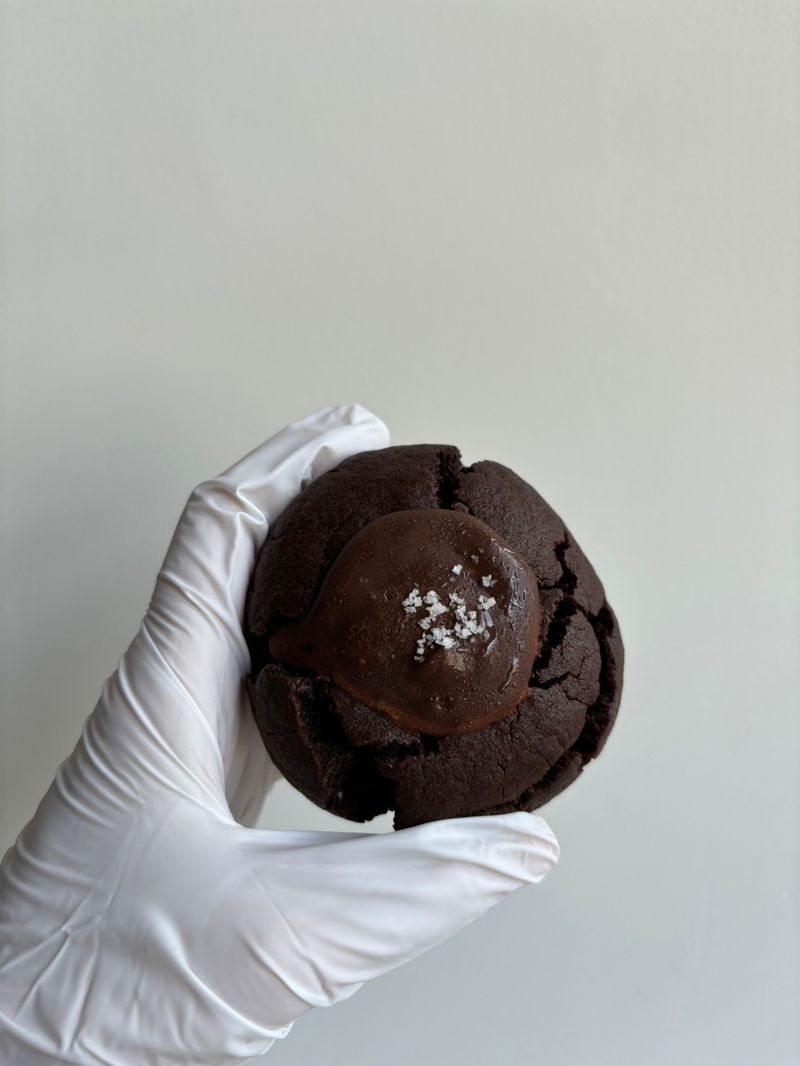 Sep. 久點 海鹽可可 - 可可軟餅乾夾可可甘納許與海鹽